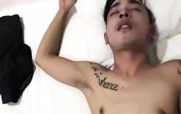 Gay Indonesia Rifaiju dan Tatoo Twink